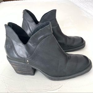 Born Ankle Leather Boots. Size 11